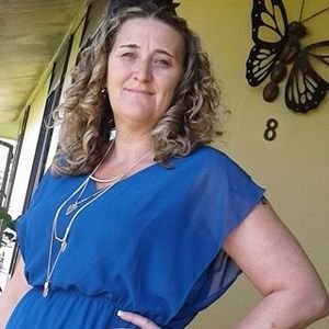 Meet your Posher, Denise